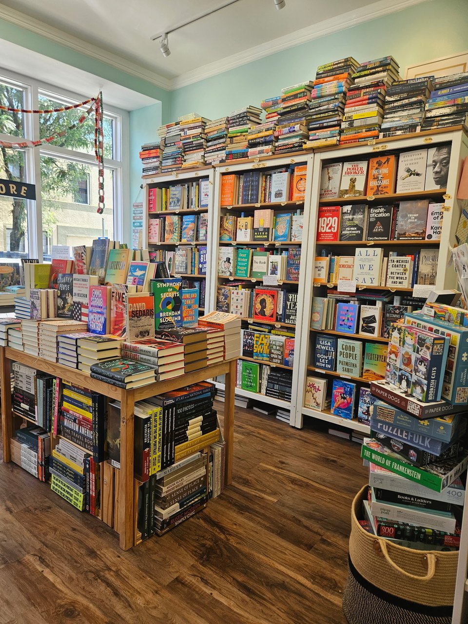 mavey books interior