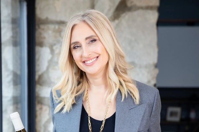 Author Lauren Brynjensel