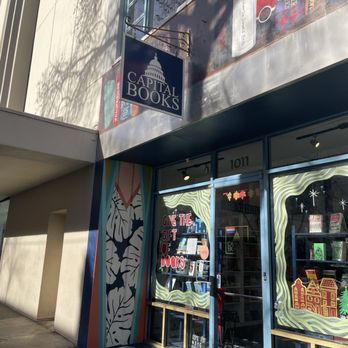 capitol books exterior