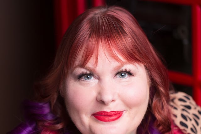 Cassandra Clare