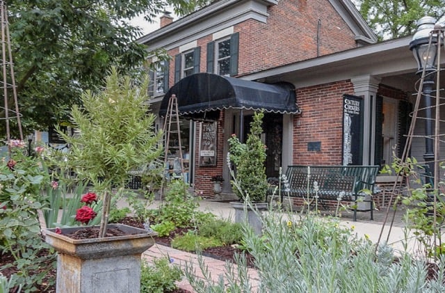 Town House Books Exterior